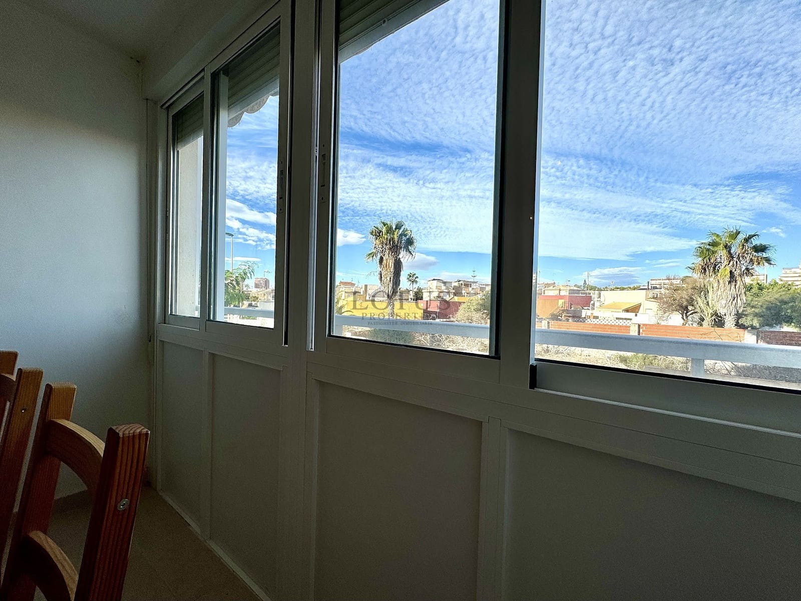 3 sypialnia Apartament na sprzedaż w Torrevieja z basenem - 139 000 € (Ref: 9847857)