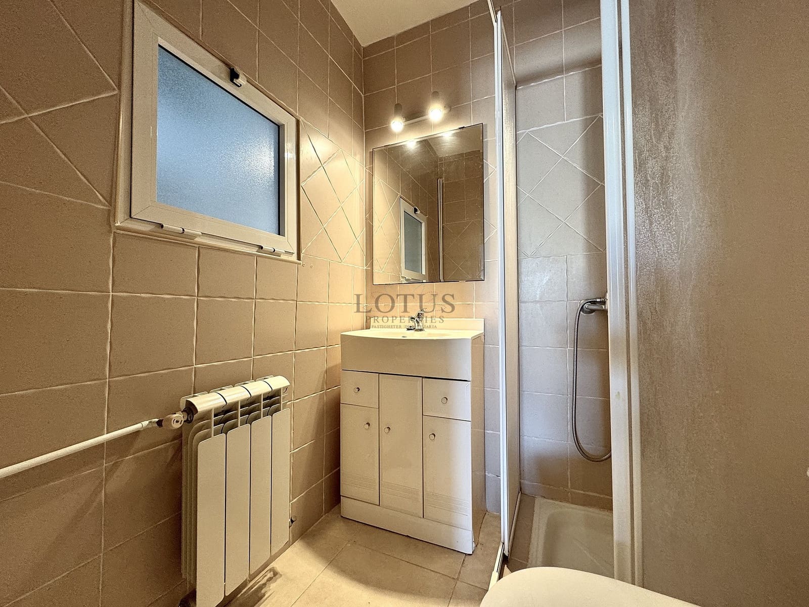 3 sypialnia Apartament na sprzedaż w Torrevieja z basenem - 139 000 € (Ref: 9847857)