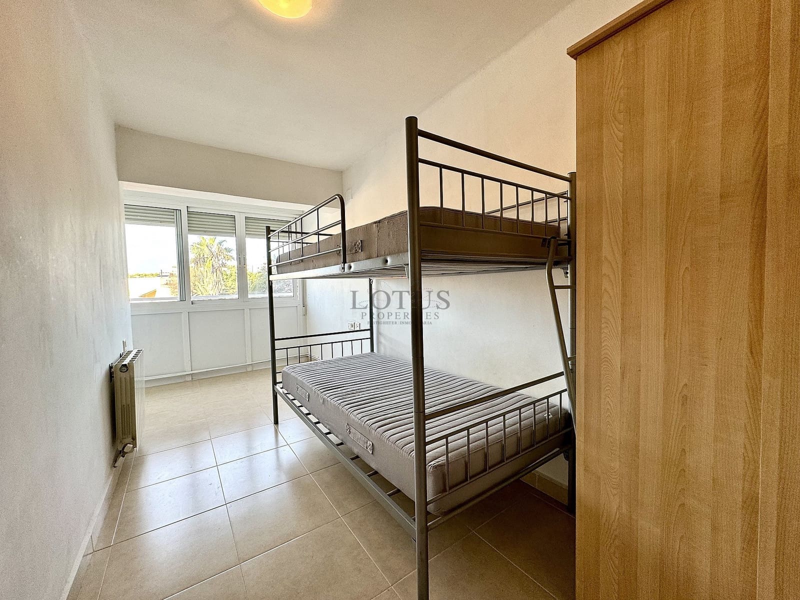 3 sypialnia Apartament na sprzedaż w Torrevieja z basenem - 139 000 € (Ref: 9847857)