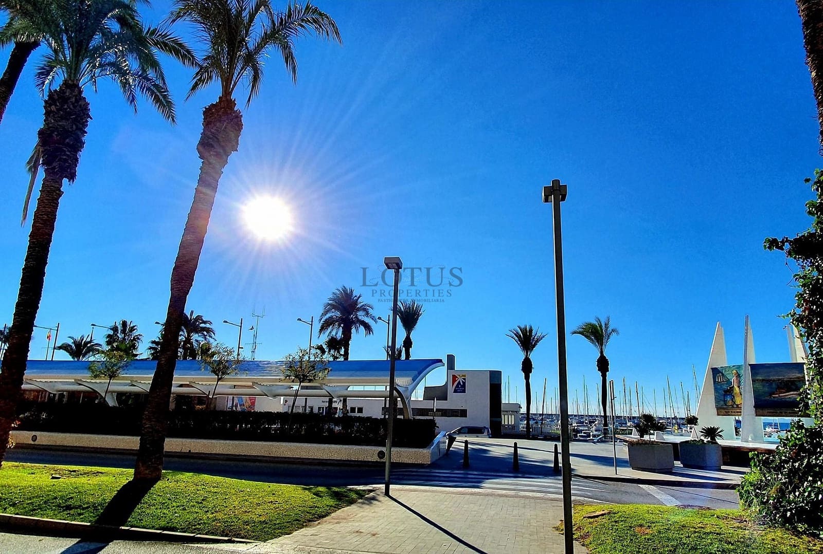 3 sypialnia Apartament na sprzedaż w Torrevieja z basenem - 139 000 € (Ref: 9847857)