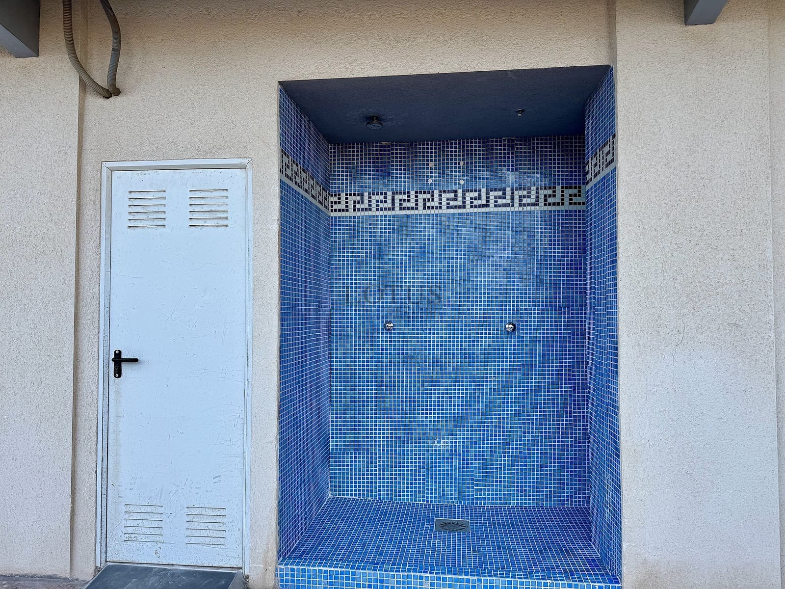 3 sypialnia Apartament na sprzedaż w Torrevieja z basenem - 139 000 € (Ref: 9847857)