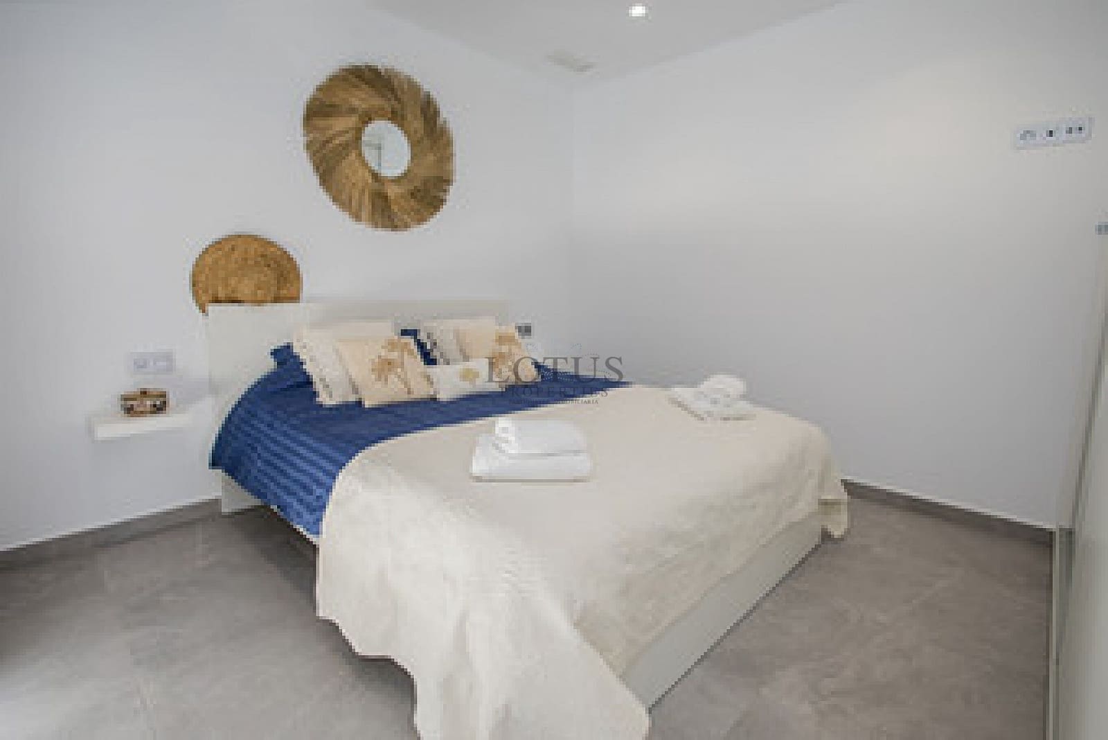 3 bedroom Villa for sale in San Fulgencio with pool - € 365,000 (Ref: 9848913)