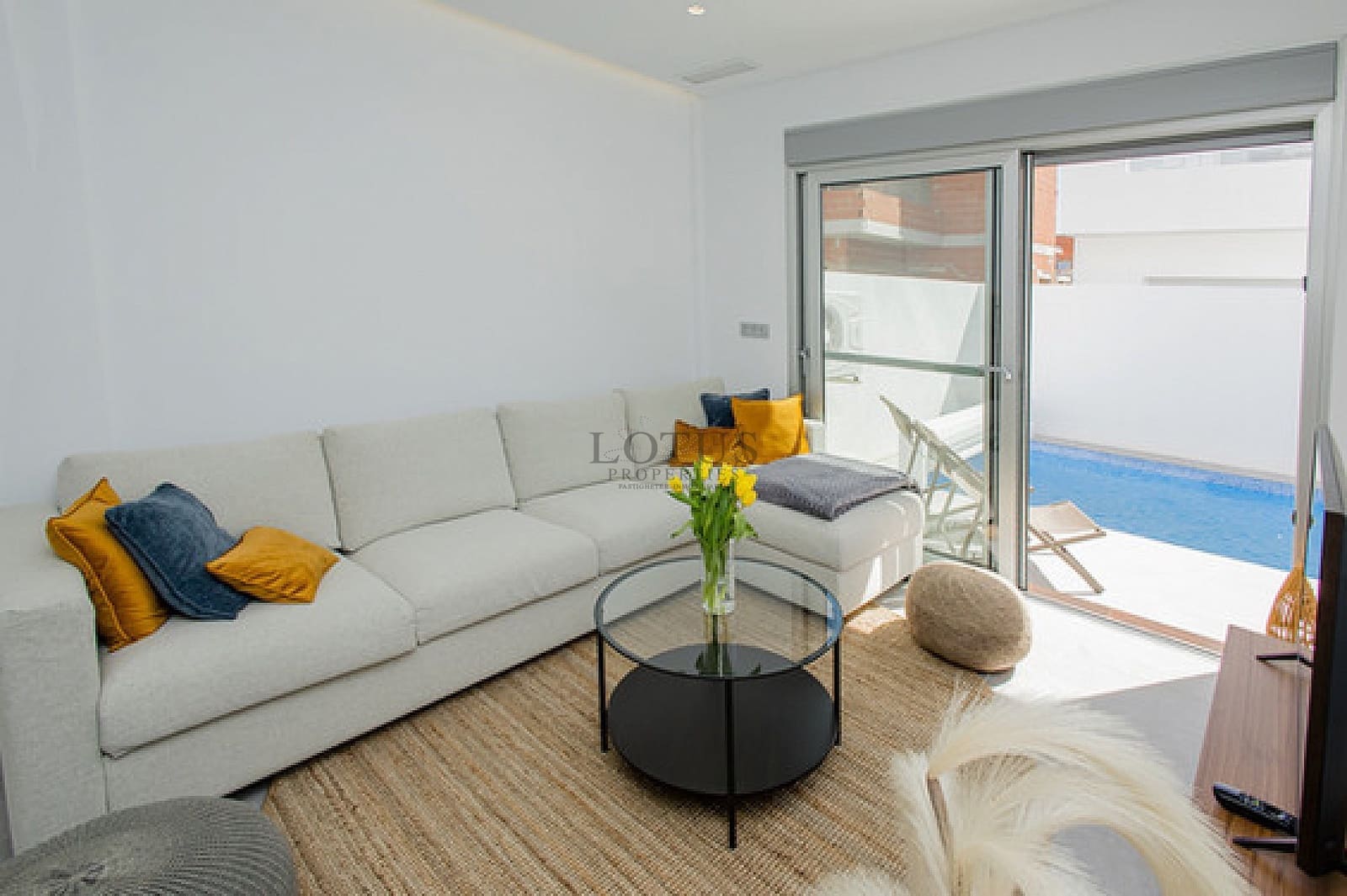 3 bedroom Villa for sale in San Fulgencio with pool - € 365,000 (Ref: 9848913)