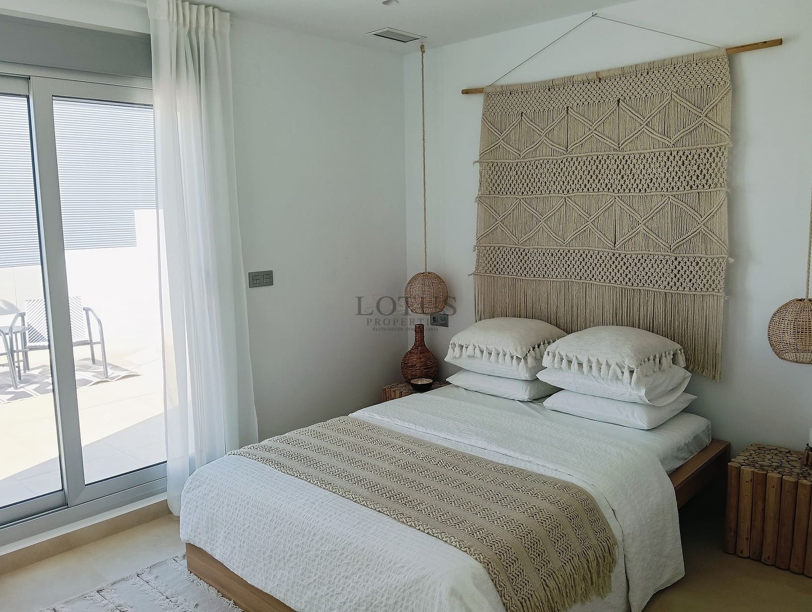 3 bedroom Villa for sale in San Fulgencio with pool - € 365,000 (Ref: 9848913)