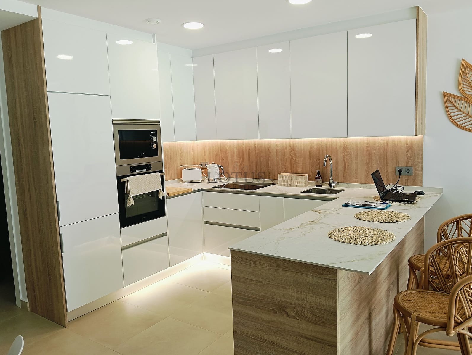 3 bedroom Villa for sale in San Fulgencio with pool - € 365,000 (Ref: 9848913)