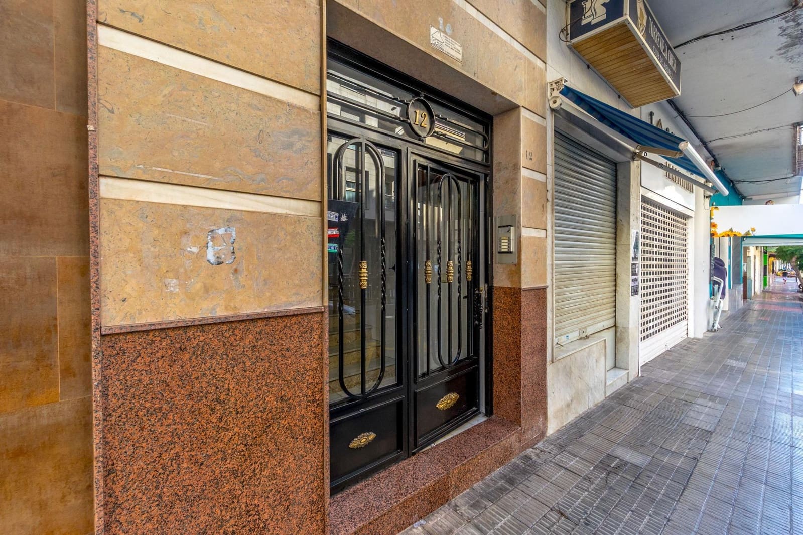 3 sovrum Lägenhet till salu i Torrevieja med pool - 210 000 € (Ref: 9861112)