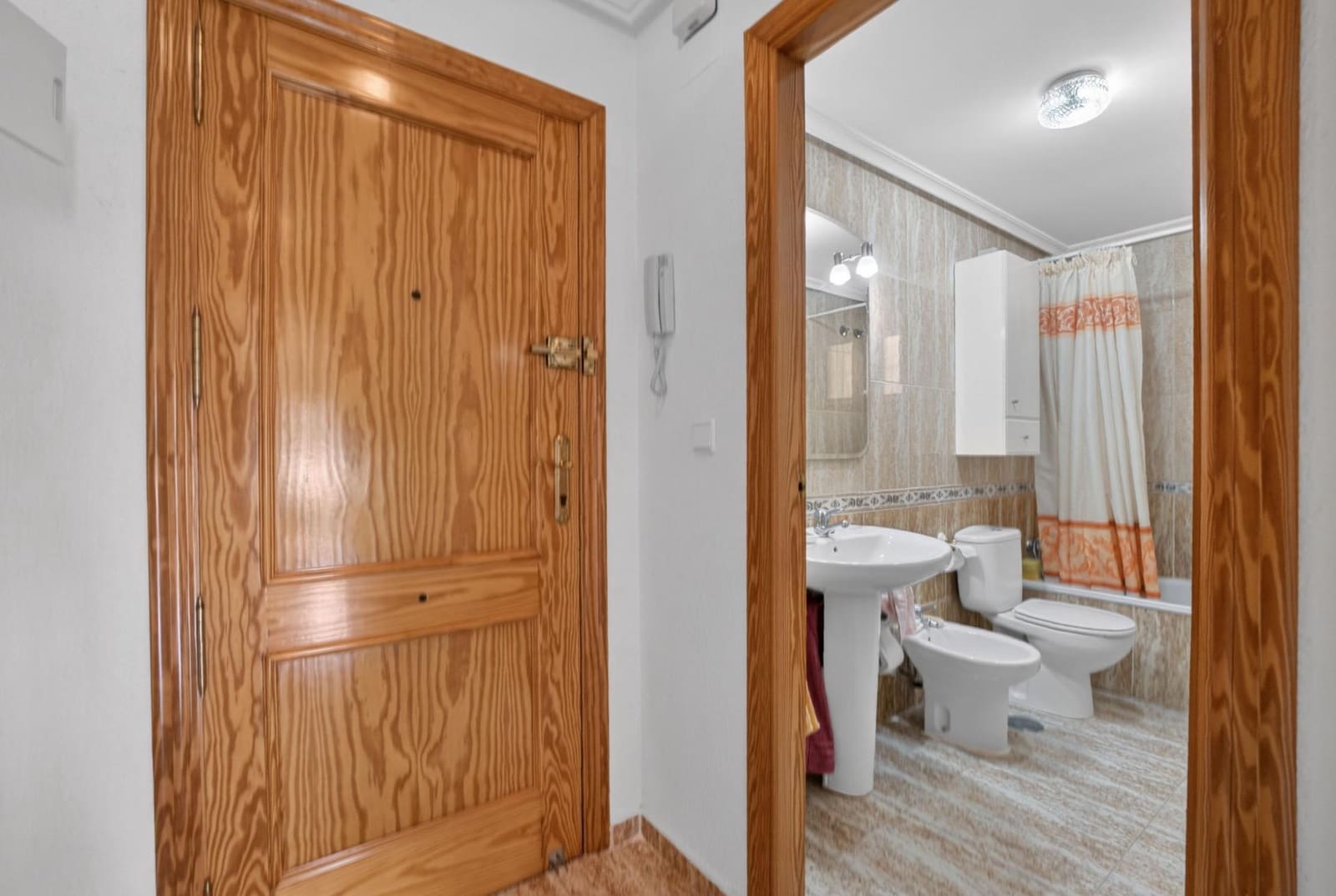 2 chambre Appartement à vendre à Torrevieja avec piscine - 149 900 € (Ref: 9861116)