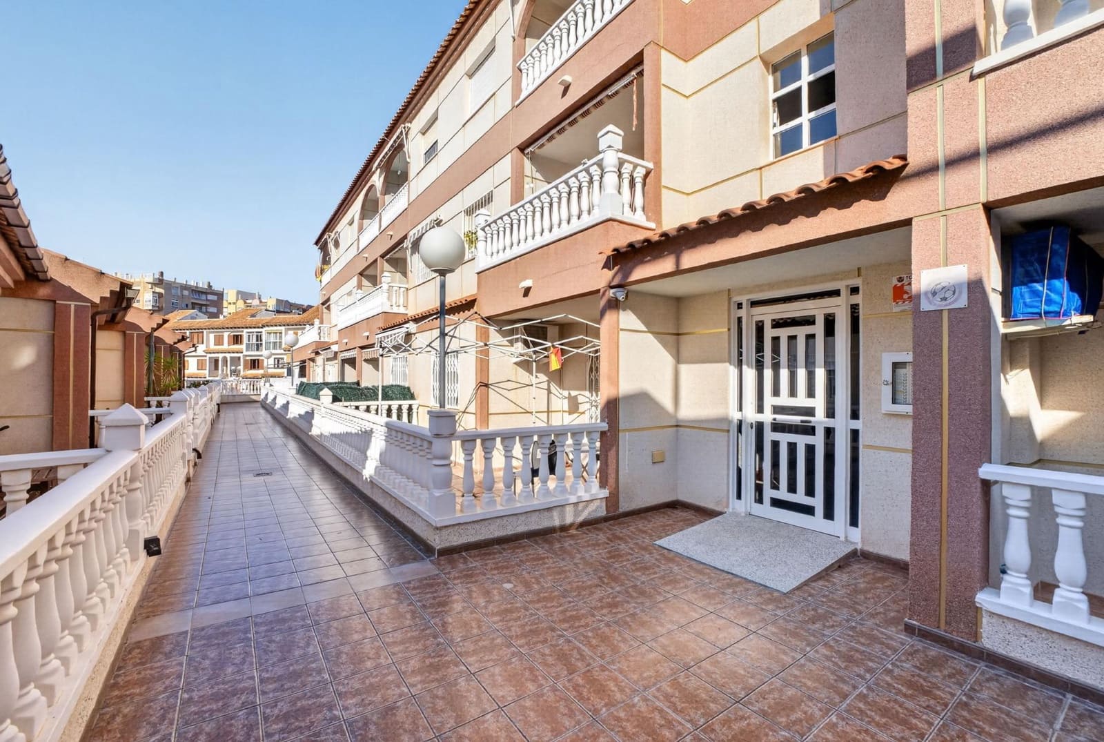 2 chambre Appartement à vendre à Torrevieja avec piscine - 149 900 € (Ref: 9861116)