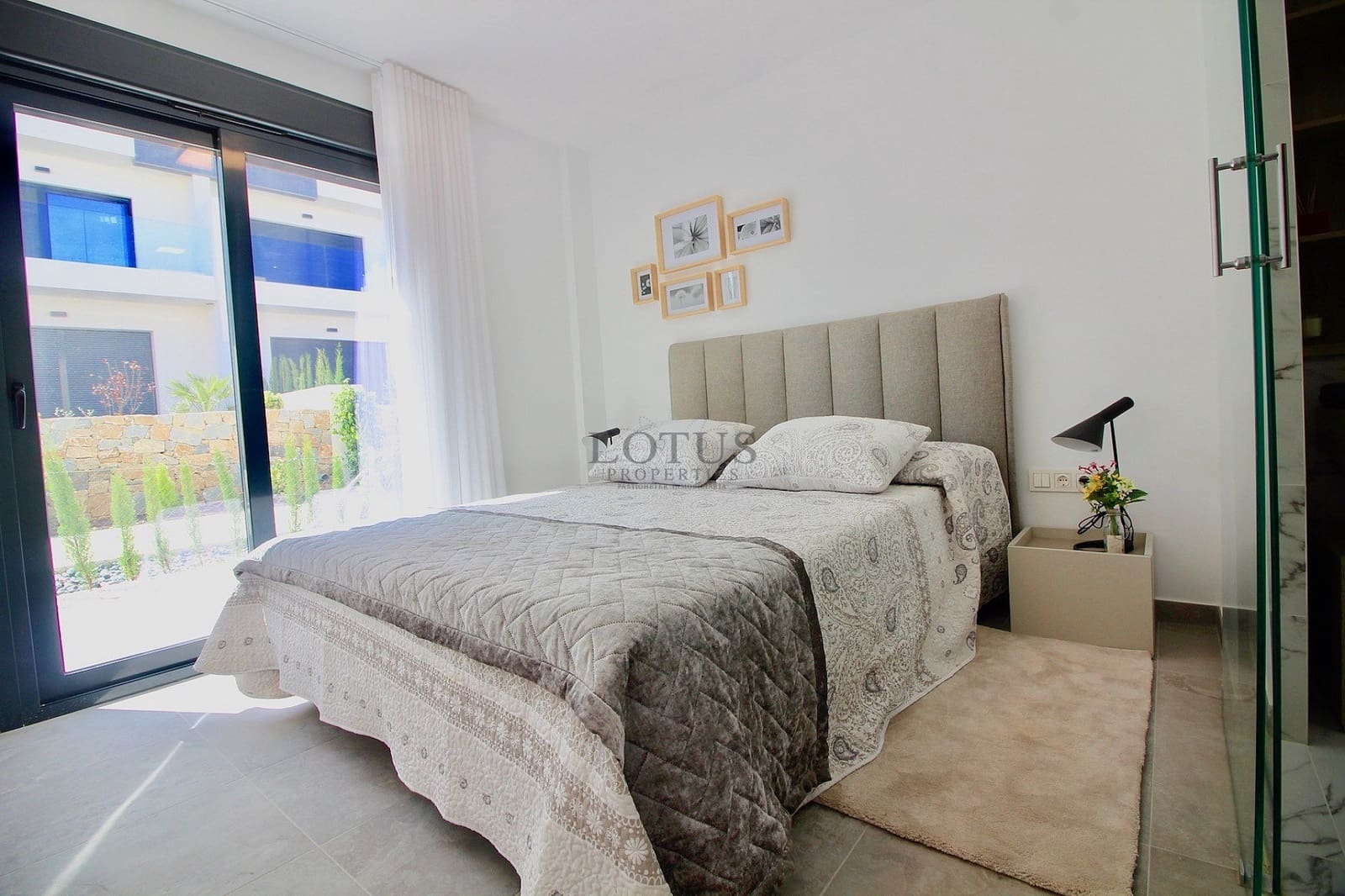 3 sovrum Lägenhet till salu i Torrevieja med pool - 330 000 € (Ref: 9893612)