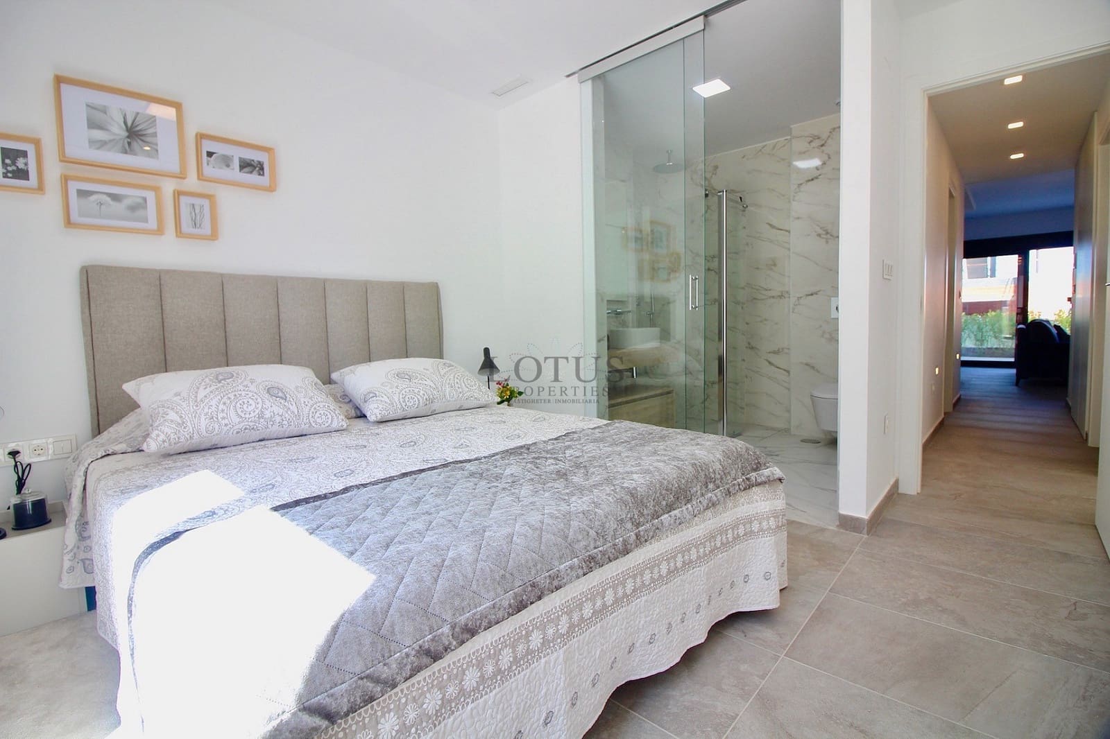 3 sovrum Lägenhet till salu i Torrevieja med pool - 330 000 € (Ref: 9893612)
