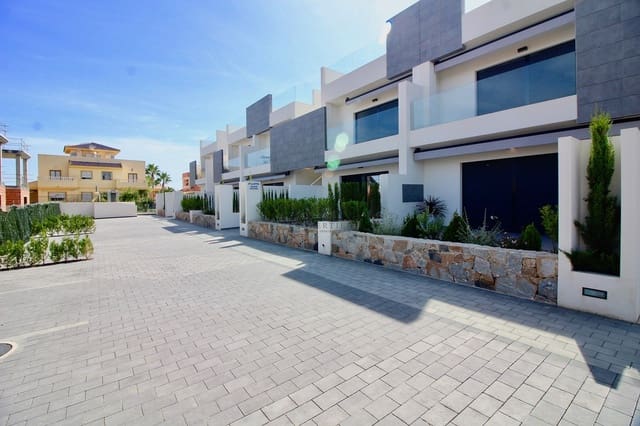 3 bedroom Apartment for sale in Los Balcones - Los Altos, Torrevieja with pool - € 330,000 (Ref: 9893612)