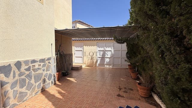 3 soveværelse Byhus til salg i Los Balcones - Los Altos, Torrevieja med swimmingpool - € 234.000 (Ref: 9911978)