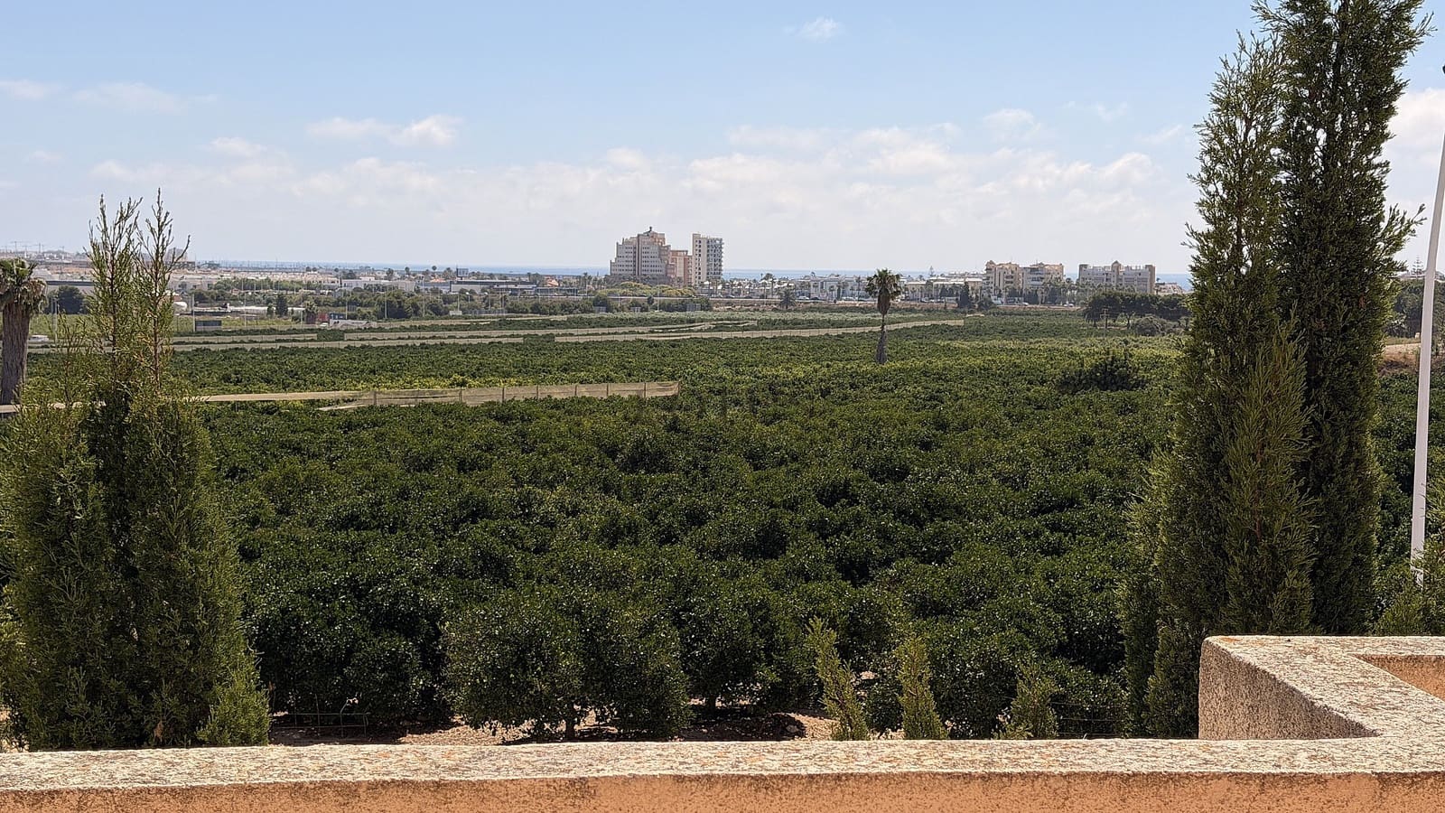 3 soveværelse Byhus til salg i Torrevieja med swimmingpool - € 234.000 (Ref: 9911978)