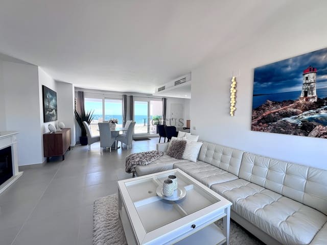 4 quarto Penthouse para venda em Punta Prima, Torrevieja com piscina garagem - 1 150 000 € (Ref: 9917587)