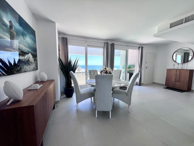 4 quarto Penthouse para venda em Punta Prima, Torrevieja com piscina garagem - 1 150 000 € (Ref: 9917587)