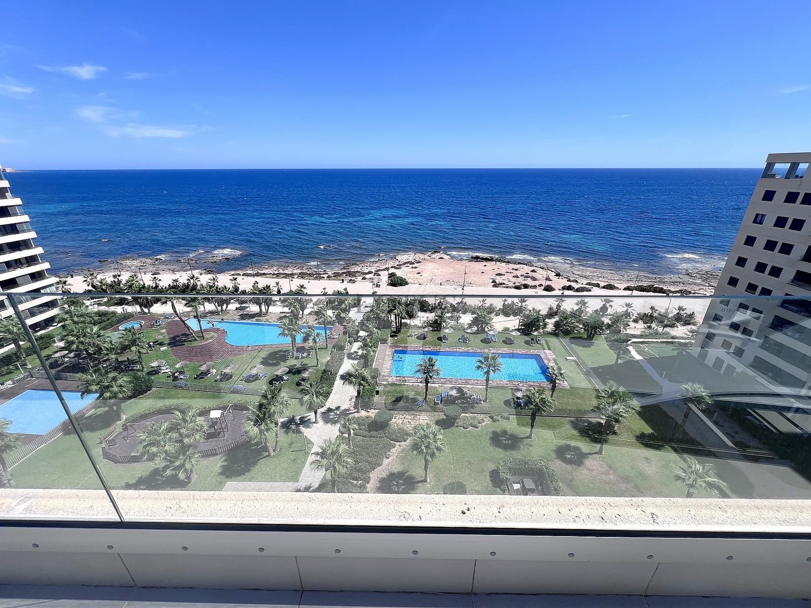 4 quarto Penthouse para venda em Torrevieja com piscina garagem - 1 150 000 € (Ref: 9917587)