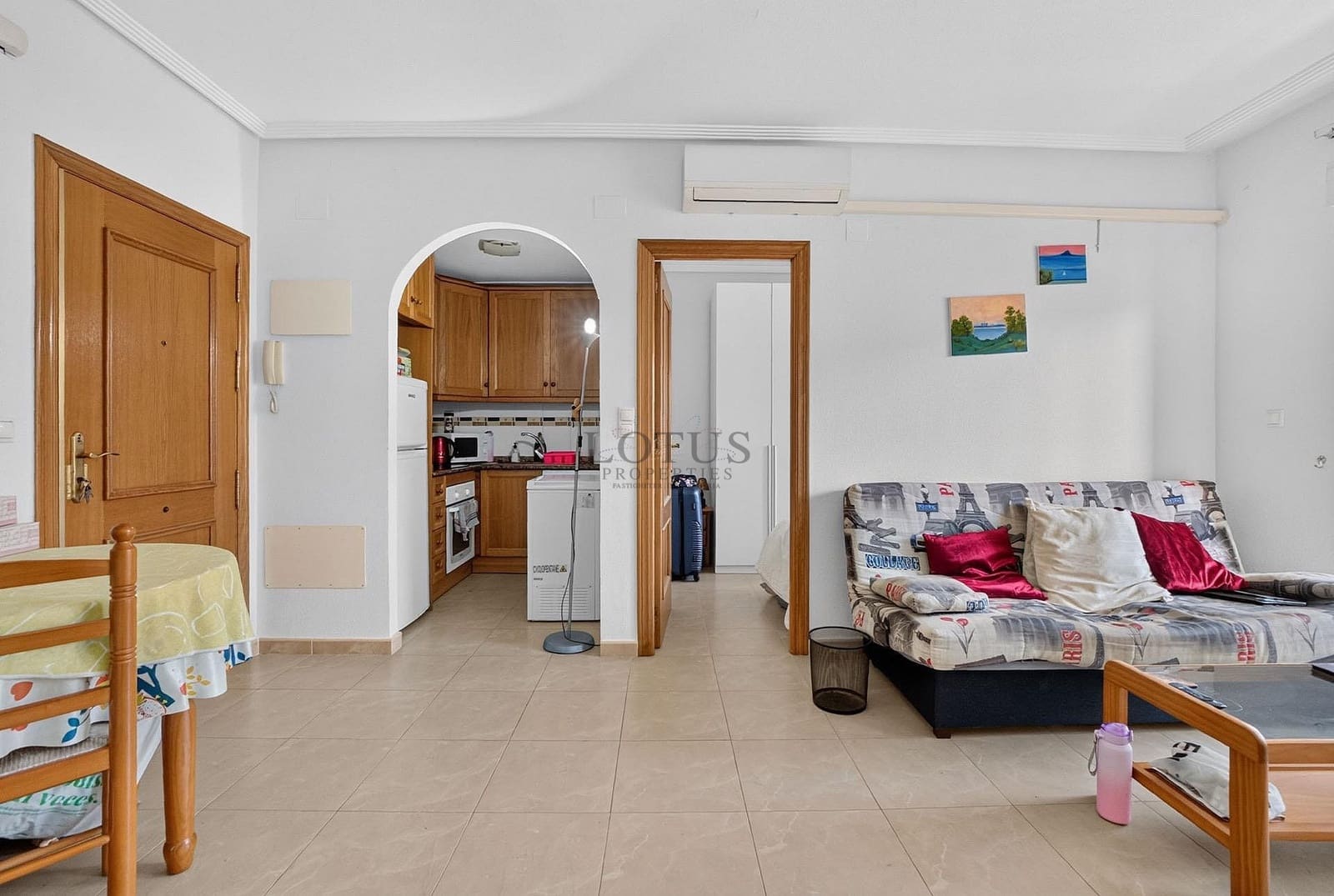 2 sypialnia Penthouse na sprzedaż w Torrevieja z basenem - 199 000 € (Ref: 9981484)