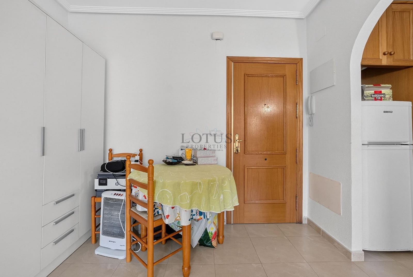 2 sypialnia Penthouse na sprzedaż w Torrevieja z basenem - 199 000 € (Ref: 9981484)