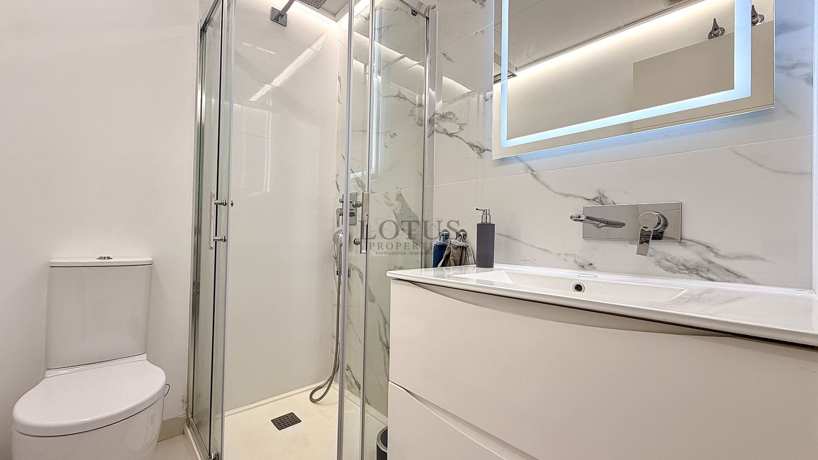 2 quarto Apartamento para venda em Pilar de la Horadada com piscina - 289 900 € (Ref: 9983928)