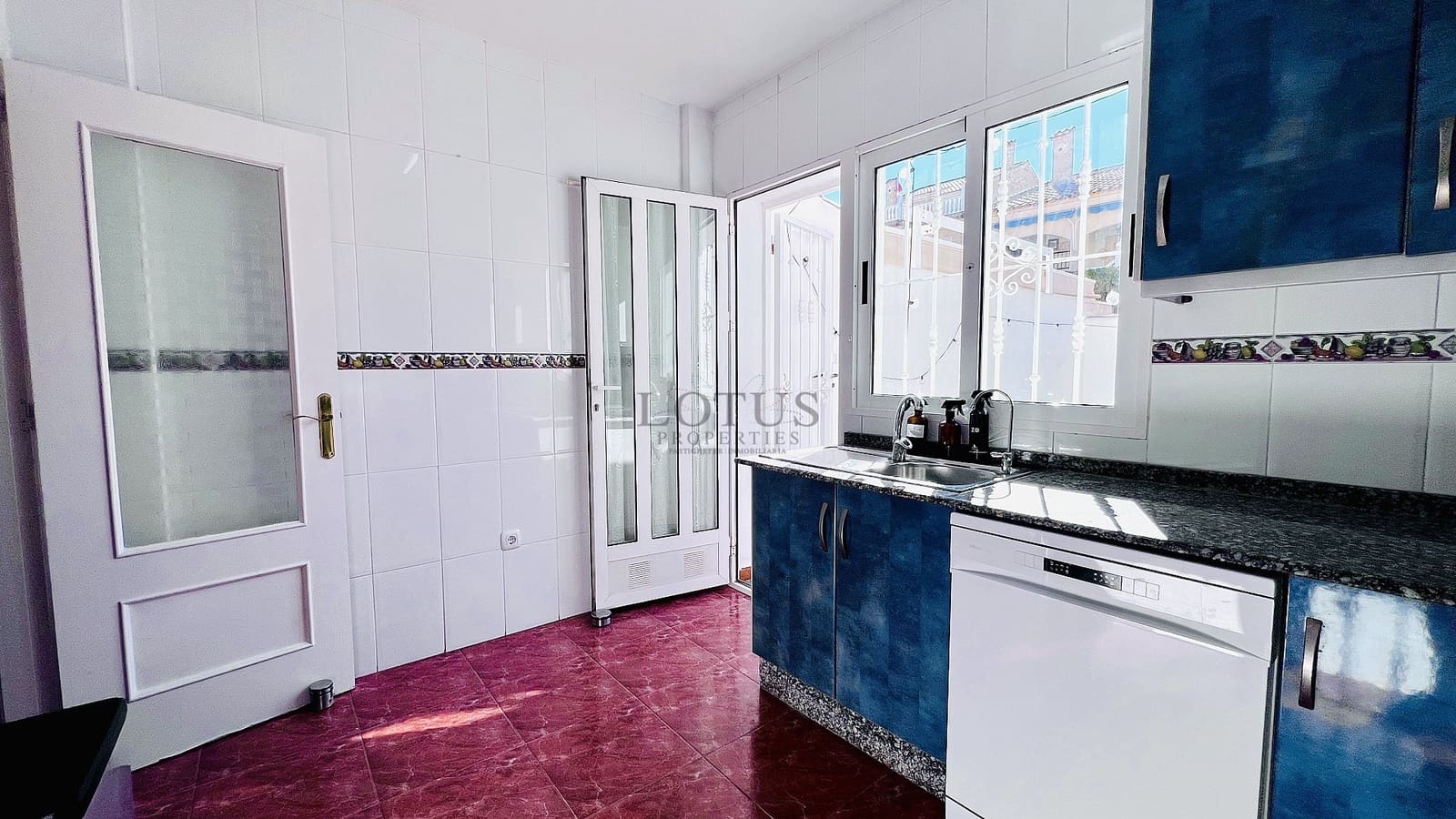 3 sypialnia Dom na sprzedaż w Orihuela Costa z basenem garażem - 229 900 € (Ref: 9994561)