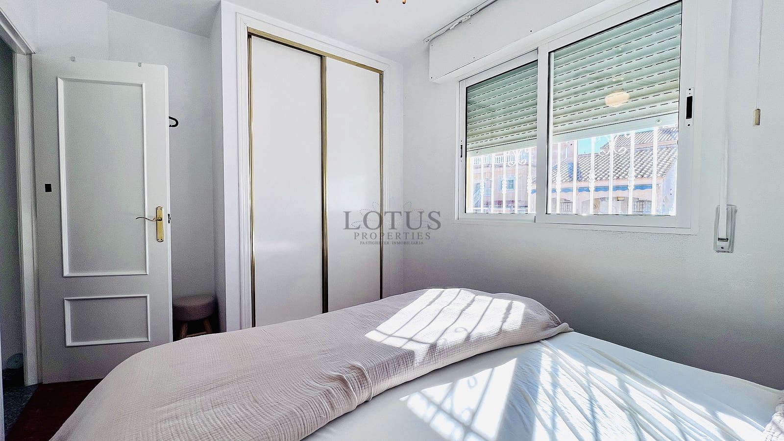 3 sypialnia Dom na sprzedaż w Orihuela Costa z basenem garażem - 229 900 € (Ref: 9994561)