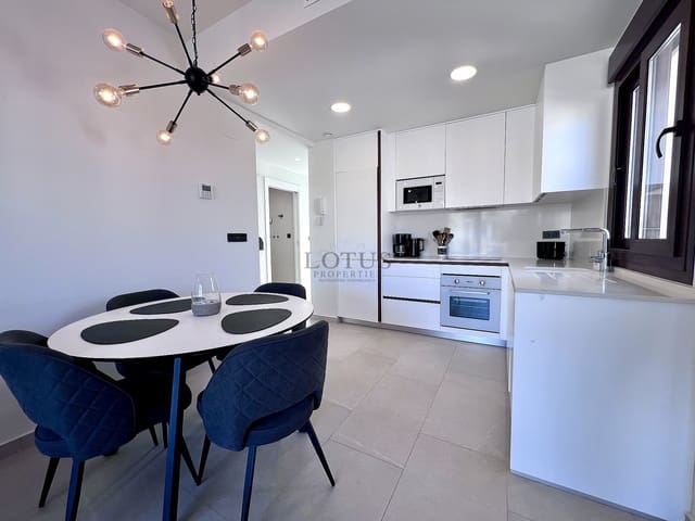 3 chambre Bungalow à vendre à Los Balcones - Los Altos, Torrevieja avec piscine garage - 315 000 € (Ref: 9994562)