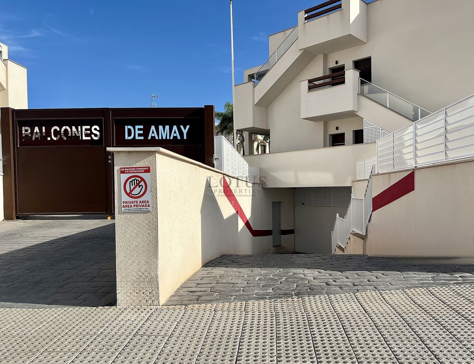 3 makuuhuone Bungalow myytävänä paikassa Torrevieja mukana uima-altaan 
autotalli - 315 000 € (Ref: 9994562)