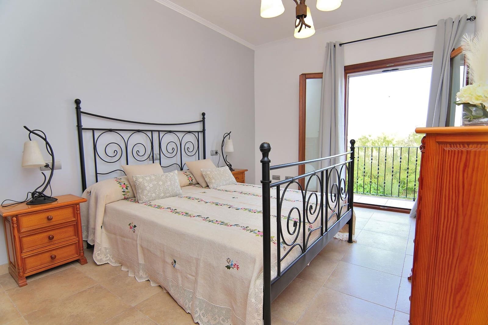 3 sypialnia Mieszkanie do wynajęcia w Muro - 3 500 € (Ref: 7995107)