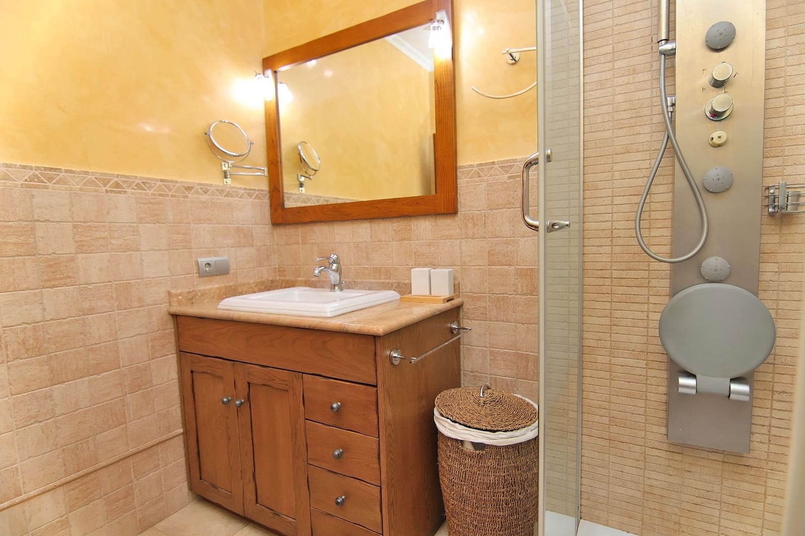 3 sypialnia Mieszkanie do wynajęcia w Muro - 3 500 € (Ref: 7995107)