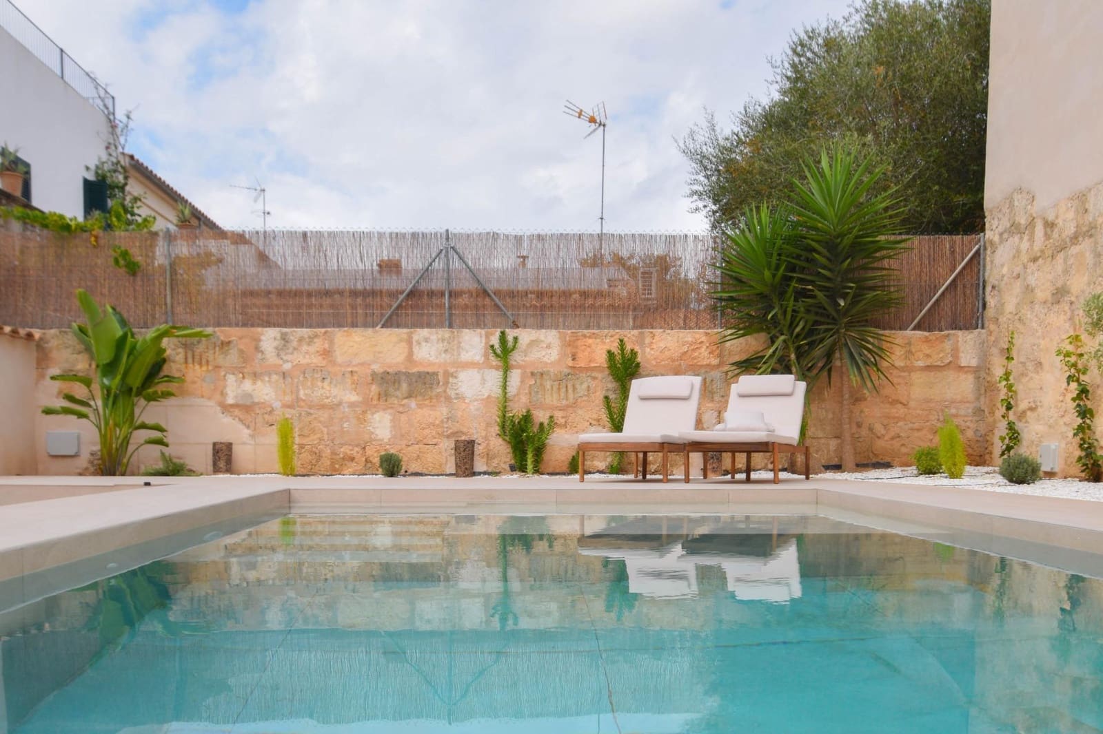 4 soveværelse Villa til salg i Muro med swimmingpool garage - € 995.000 (Ref: 7995117)