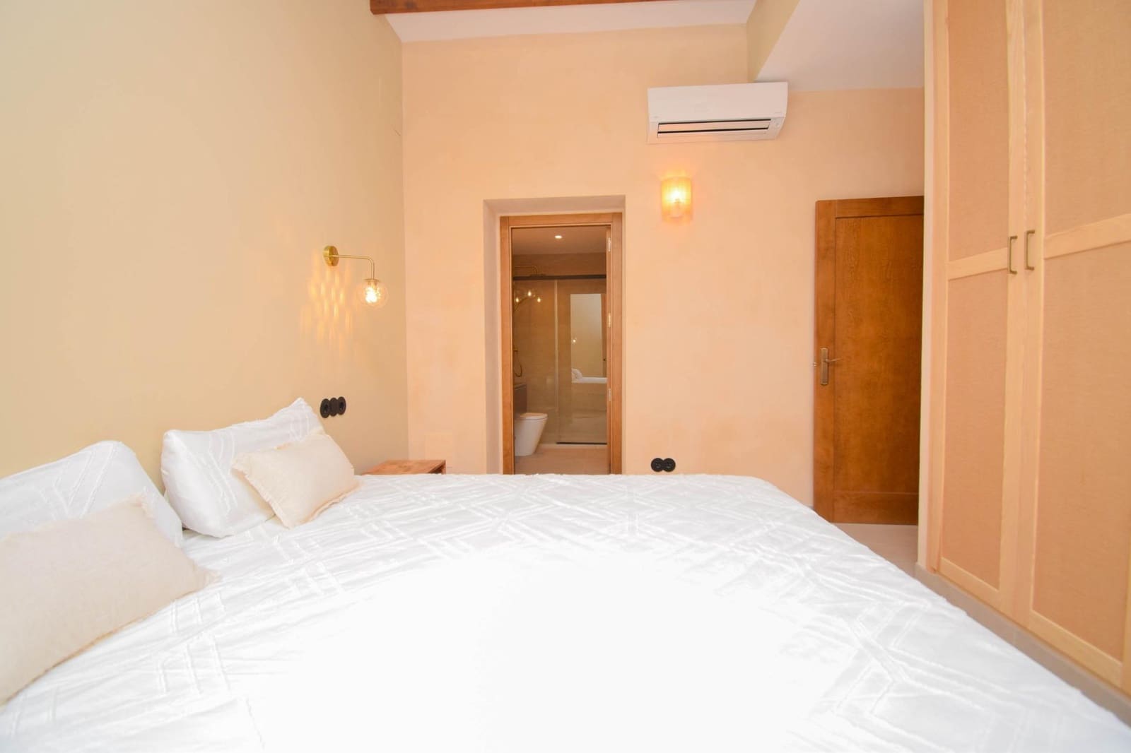 4 soveværelse Villa til salg i Muro med swimmingpool garage - € 995.000 (Ref: 7995117)