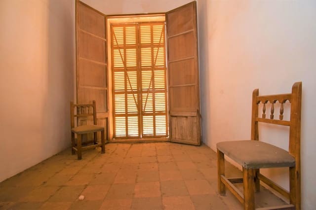 4 soveværelse Lejlighed til salg i Muro med garage - € 385.000 (Ref: 8374333)