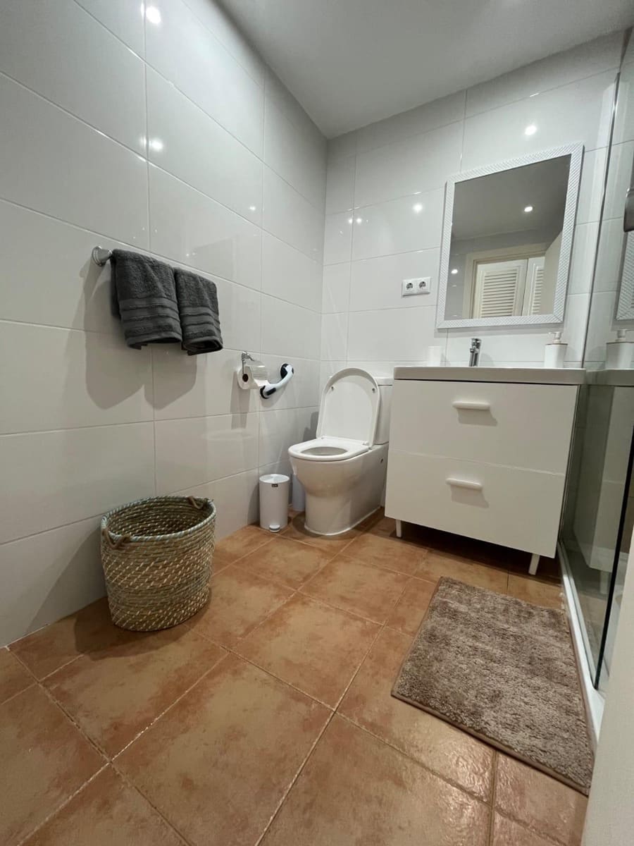 Yksiö myytävänä paikassa Puerto de Alcudia mukana uima-altaan - 185 000 € (Ref: 9753388)