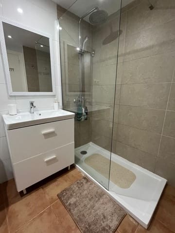 Yksiö myytävänä paikassa Puerto de Alcudia, Alcúdia mukana uima-altaan - 185 000 € (Ref: 9753388)