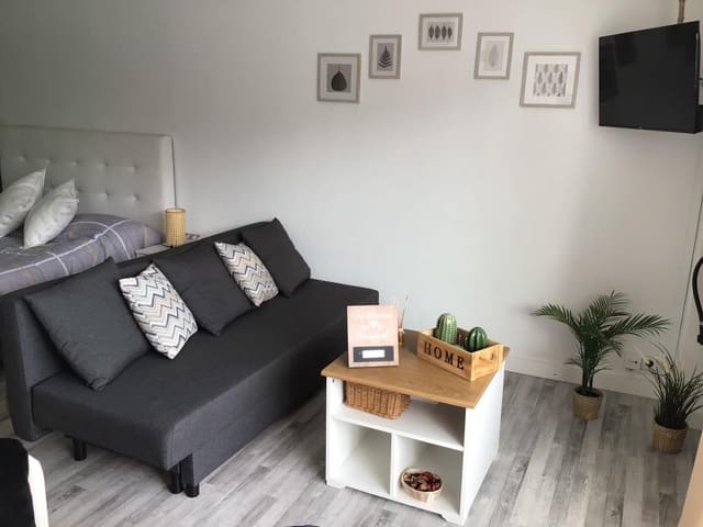 Yksiö myytävänä paikassa Puerto de Alcudia, Alcúdia mukana uima-altaan - 185 000 € (Ref: 9753388)