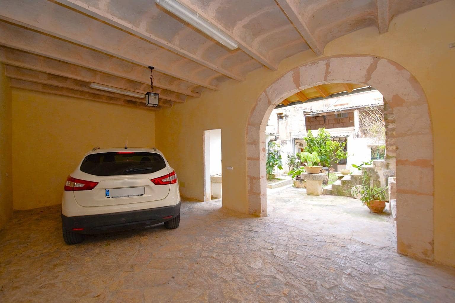 4 soveværelse Byhus til salg i Muro med garage - € 578.000 (Ref: 9753389)