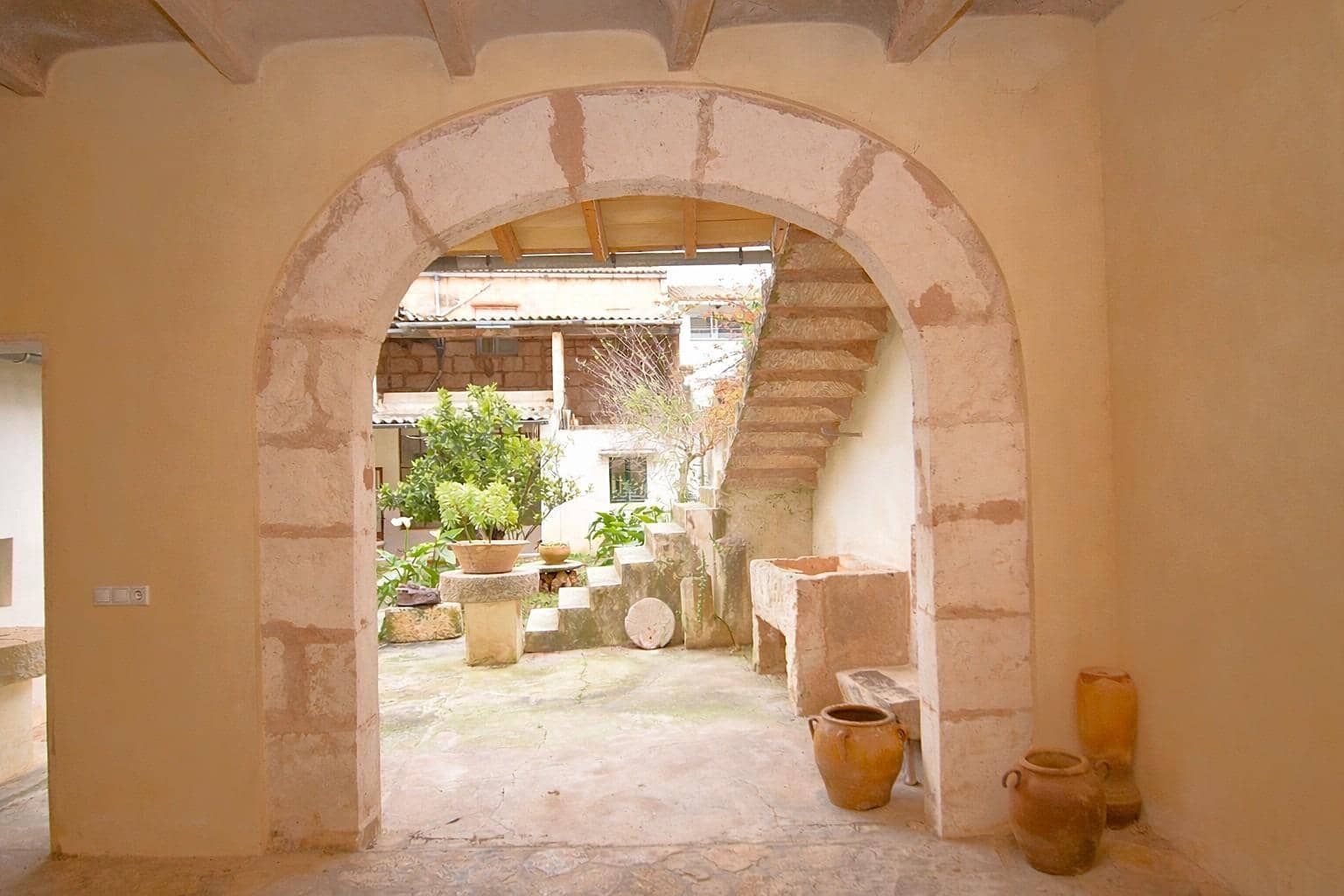 4 soveværelse Byhus til salg i Muro med garage - € 578.000 (Ref: 9753389)