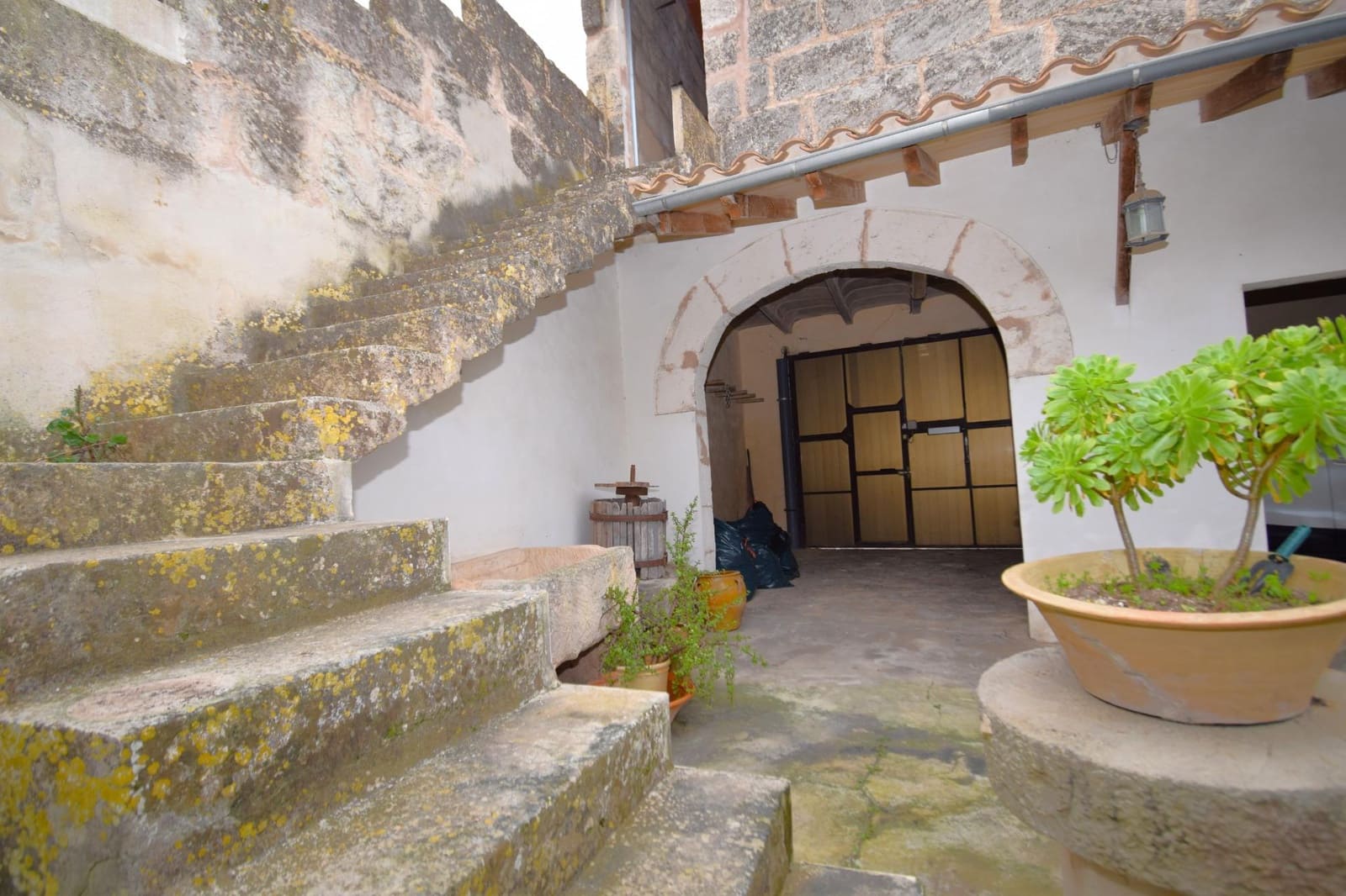 4 soveværelse Byhus til salg i Muro med garage - € 578.000 (Ref: 9753389)