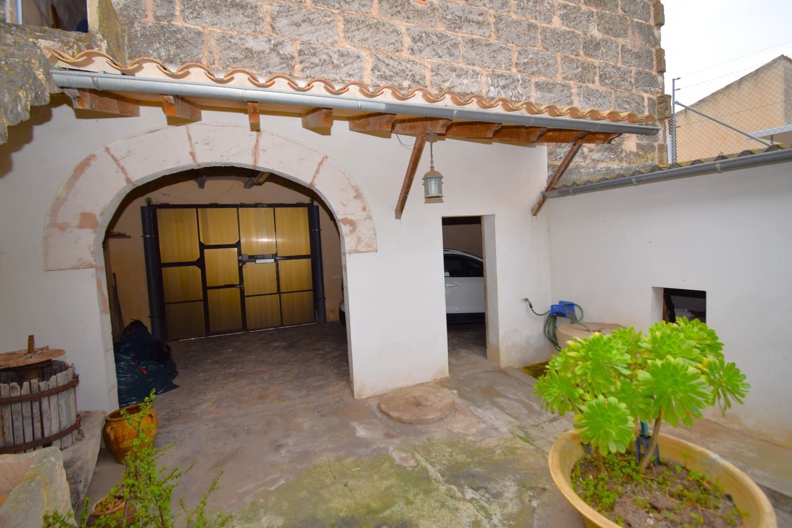 4 soveværelse Byhus til salg i Muro med garage - € 578.000 (Ref: 9753389)