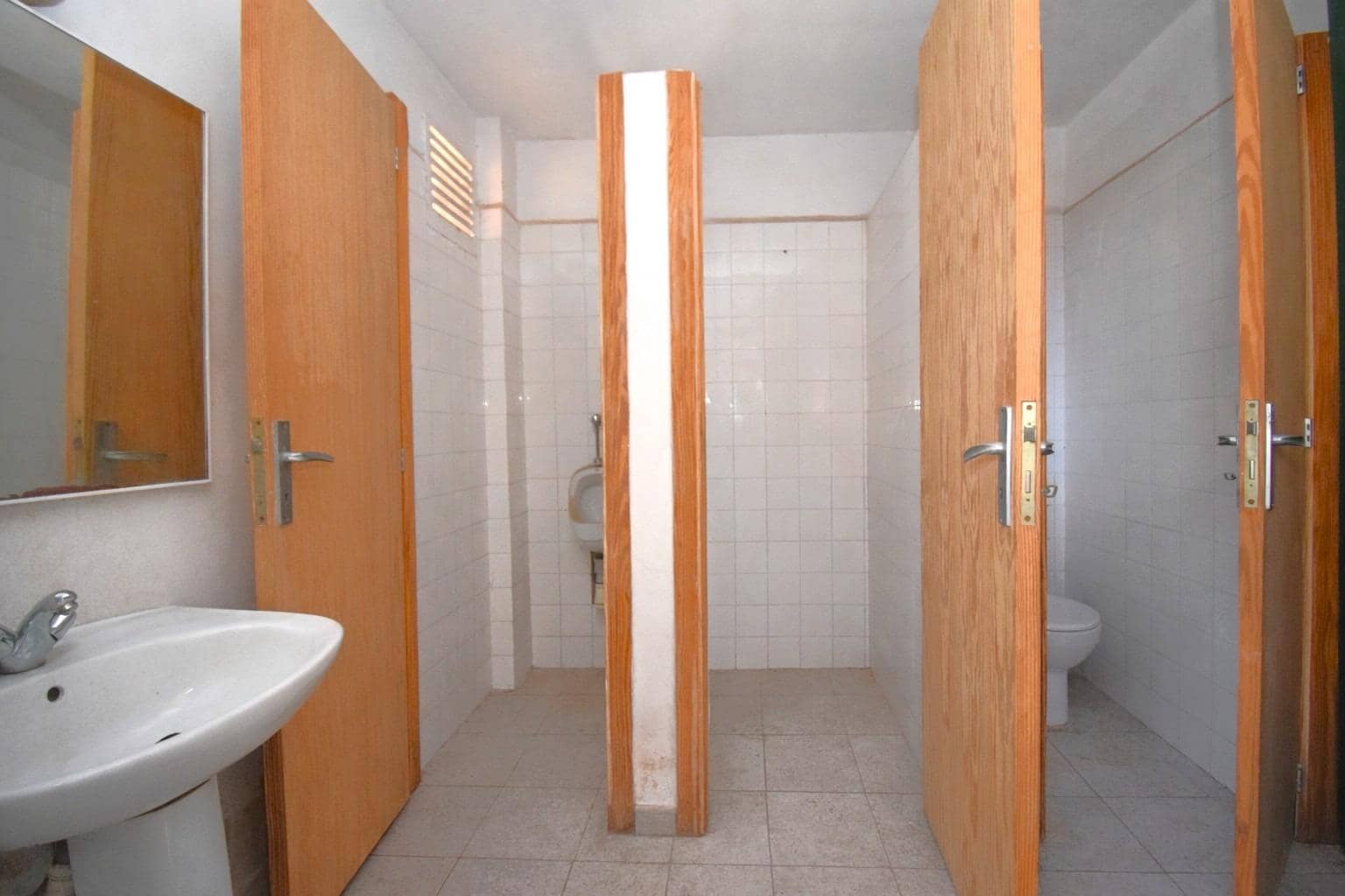 Virksomhed til salg i Muro - € 250.000 (Ref: 9753390)