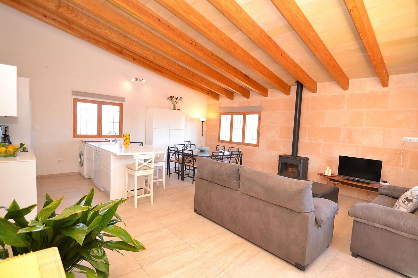 4 camera da letto Finca/Casa di Campagna da affittare in Llubi con piscina - 3.300 € (Rif: 9753392)