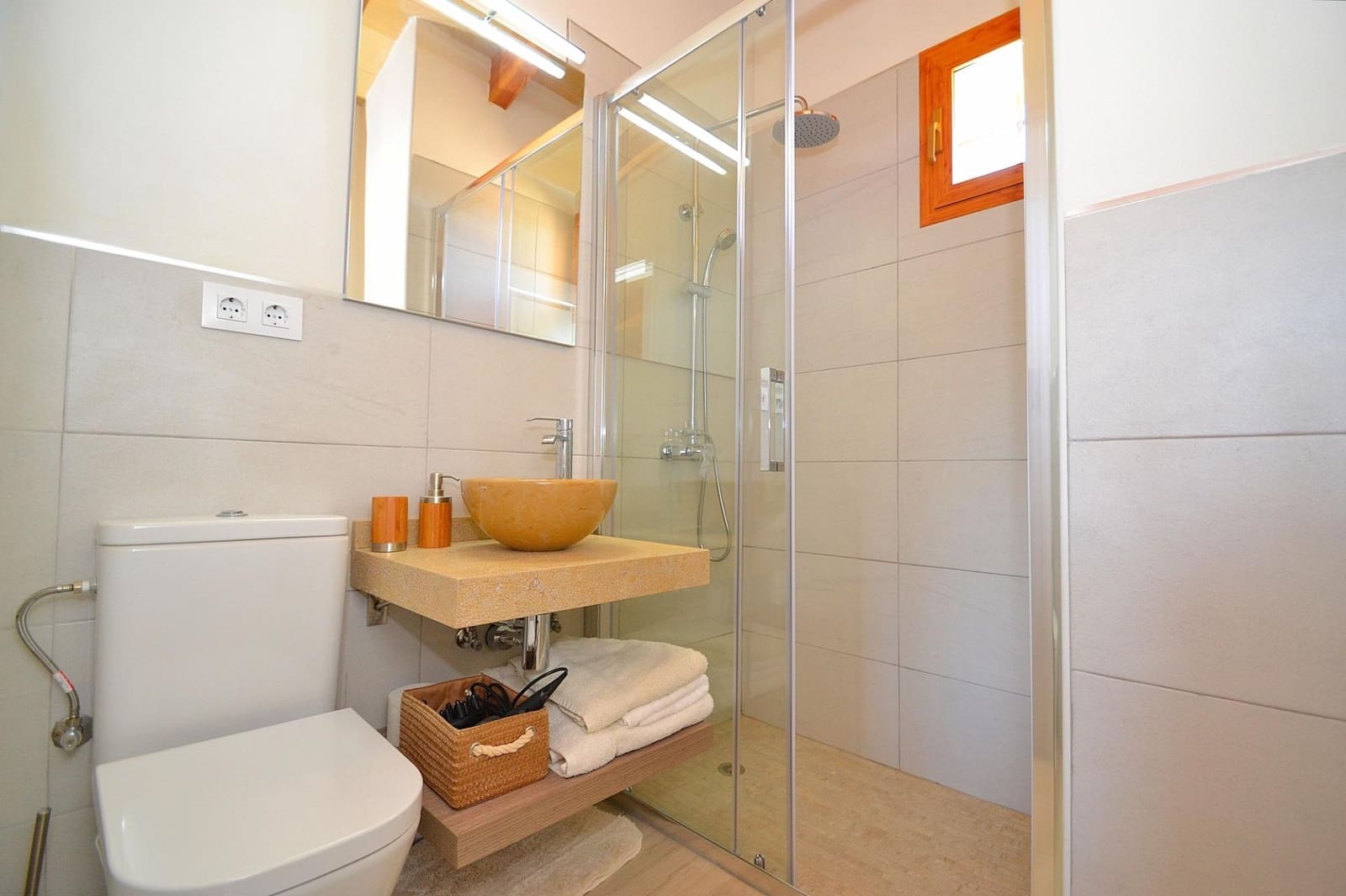 4 camera da letto Finca/Casa di Campagna da affittare in Llubi con piscina - 3.300 € (Rif: 9753392)