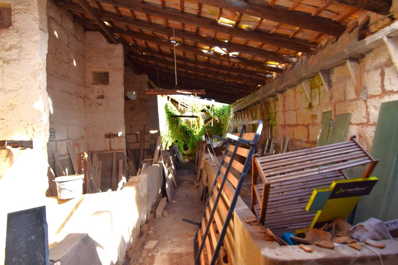 Erhverv til salg i Santa Margalida med garage - € 280.000 (Ref: 9753395)