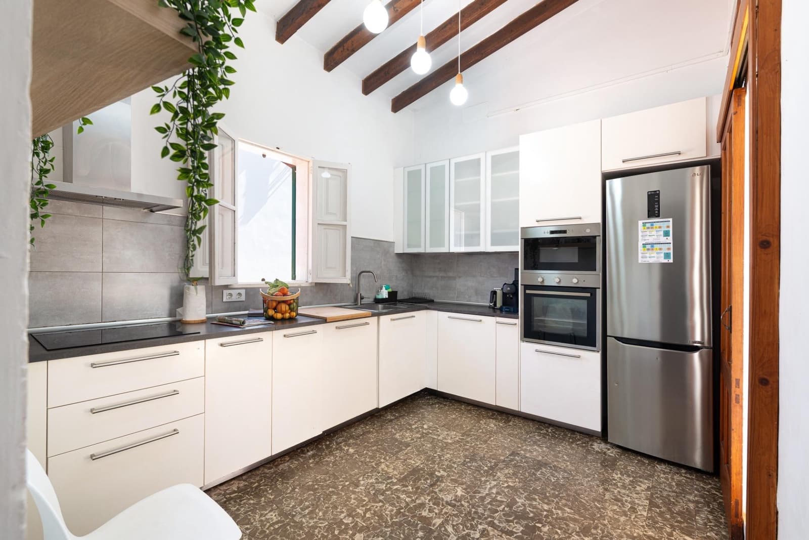 4 soveværelse Villa til leje i Alcudia - € 3.800 (Ref: 9753397)