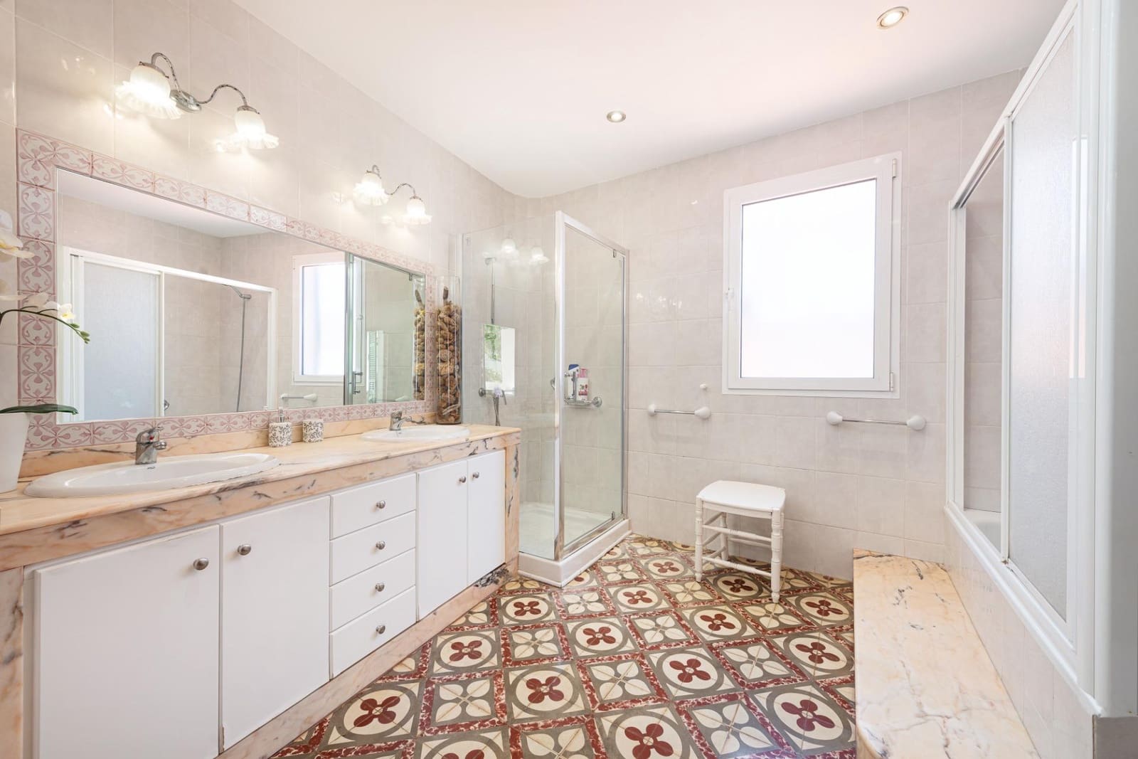 4 soveværelse Villa til leje i Alcudia - € 3.800 (Ref: 9753397)