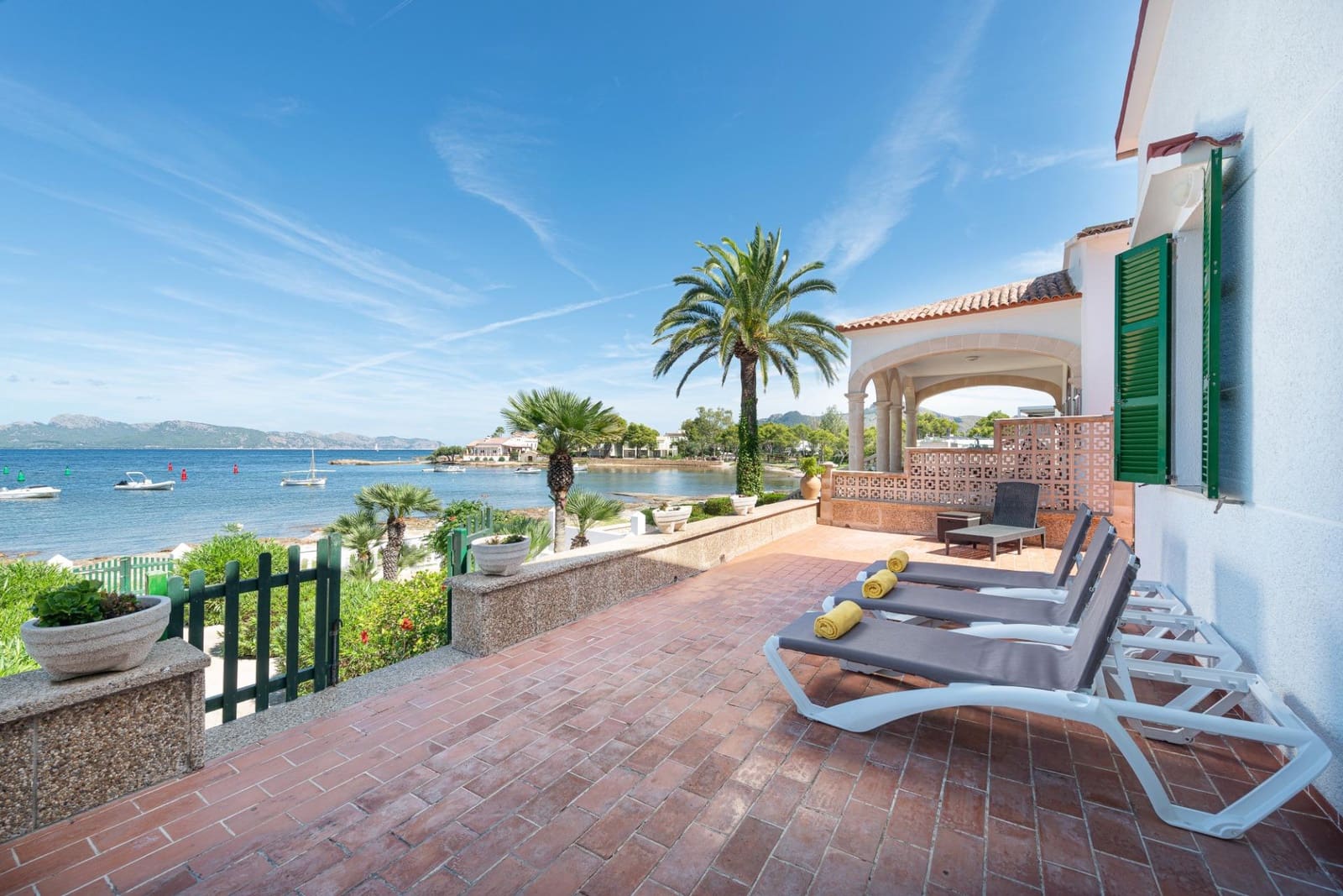 4 soveværelse Villa til leje i Alcudia - € 3.800 (Ref: 9753397)