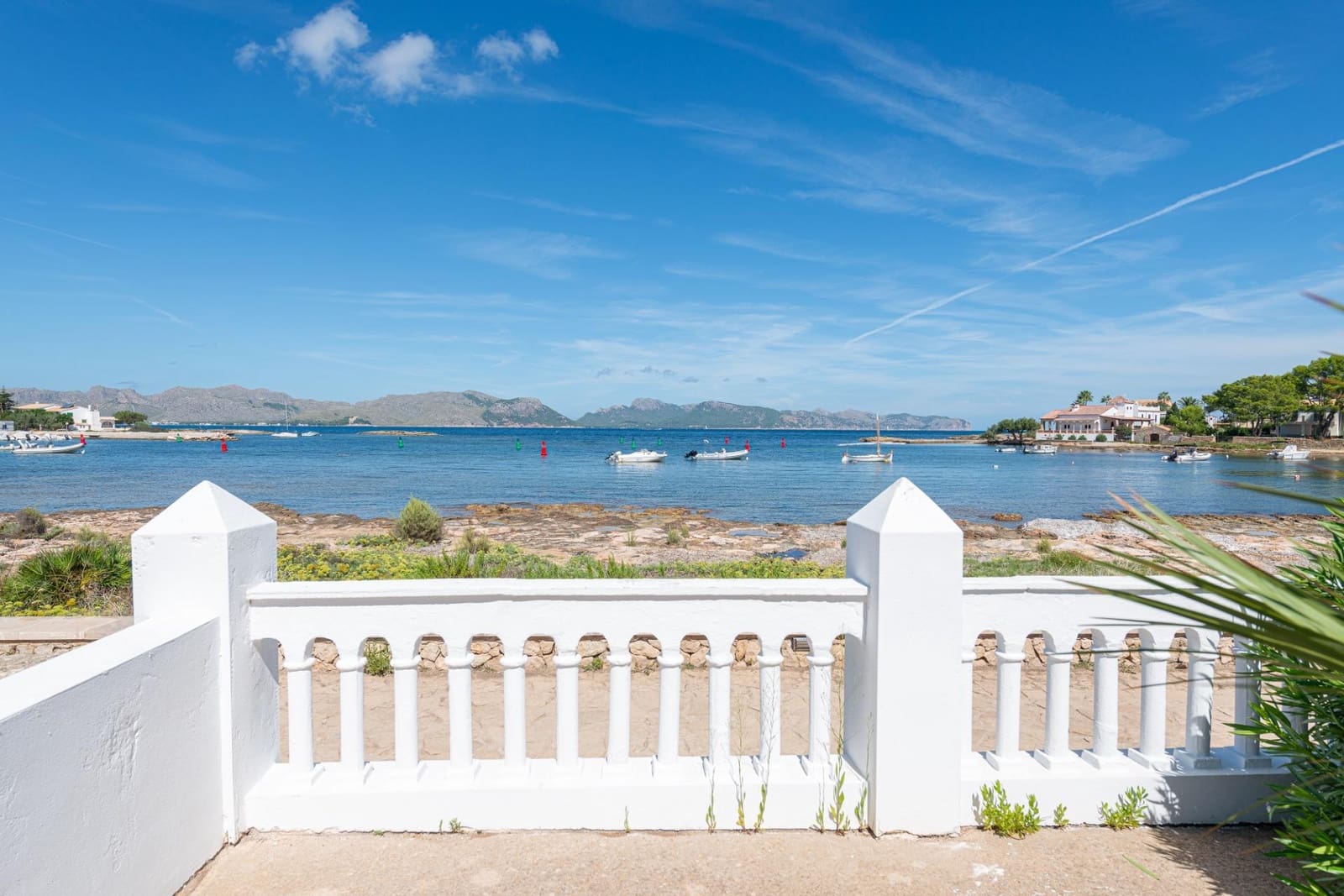 4 soveværelse Villa til leje i Alcudia - € 3.800 (Ref: 9753397)