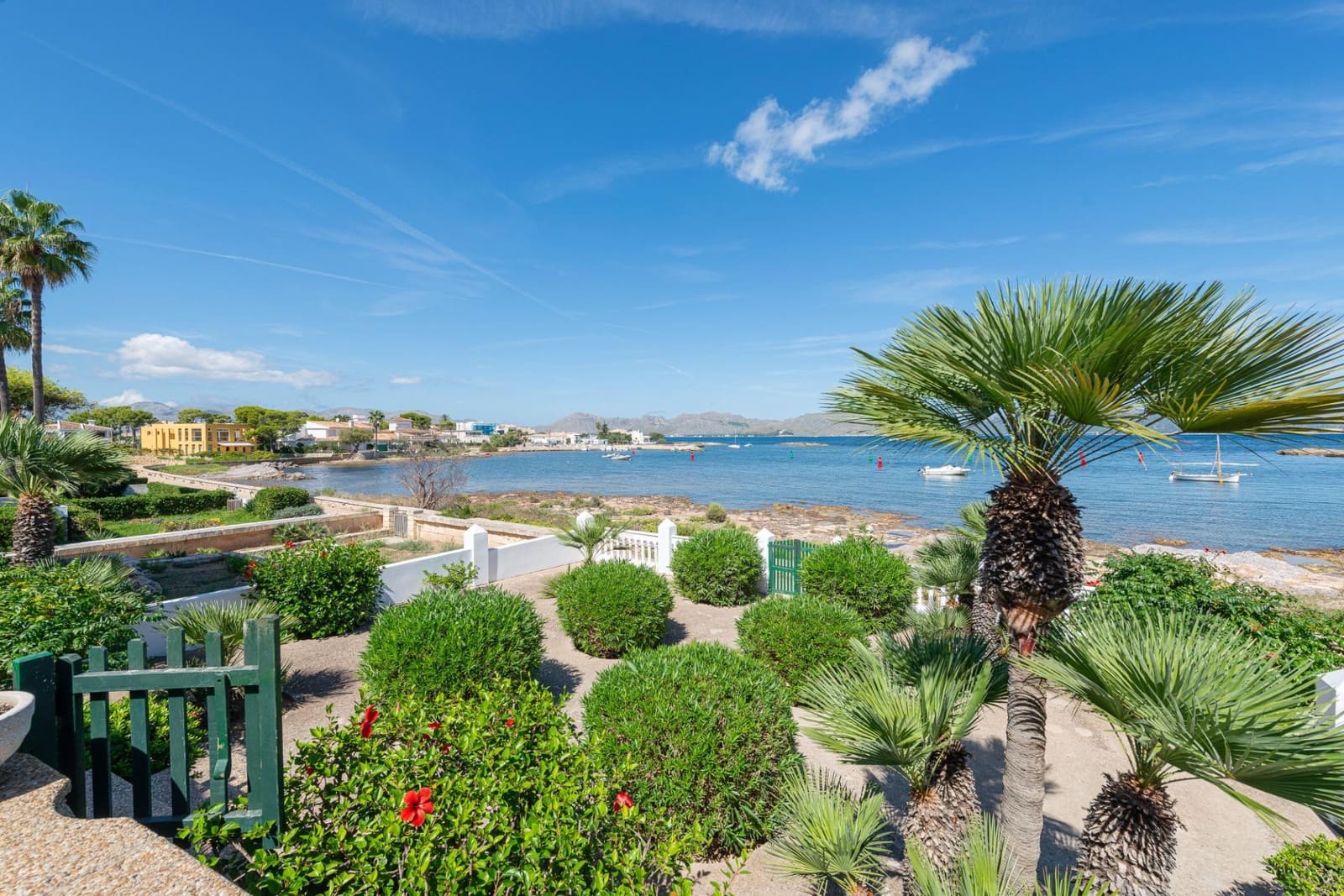 4 soveværelse Villa til leje i Alcudia - € 3.800 (Ref: 9753397)