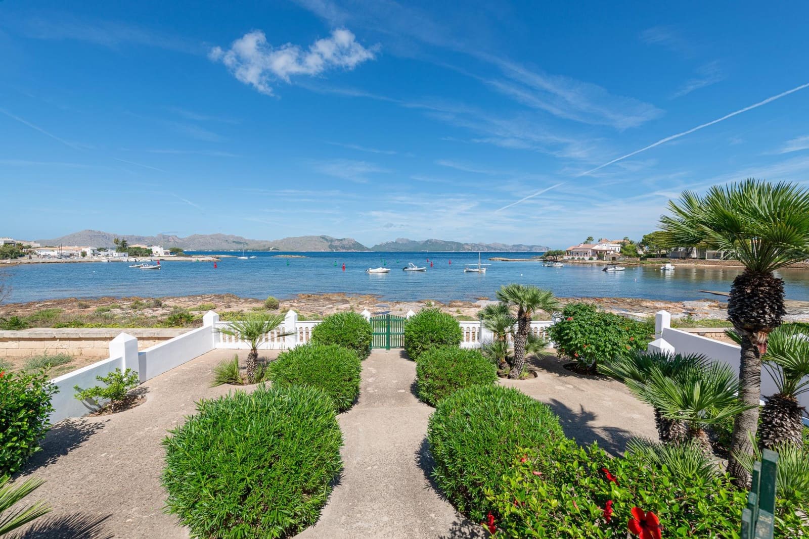 4 soveværelse Villa til leje i Alcudia - € 3.800 (Ref: 9753397)