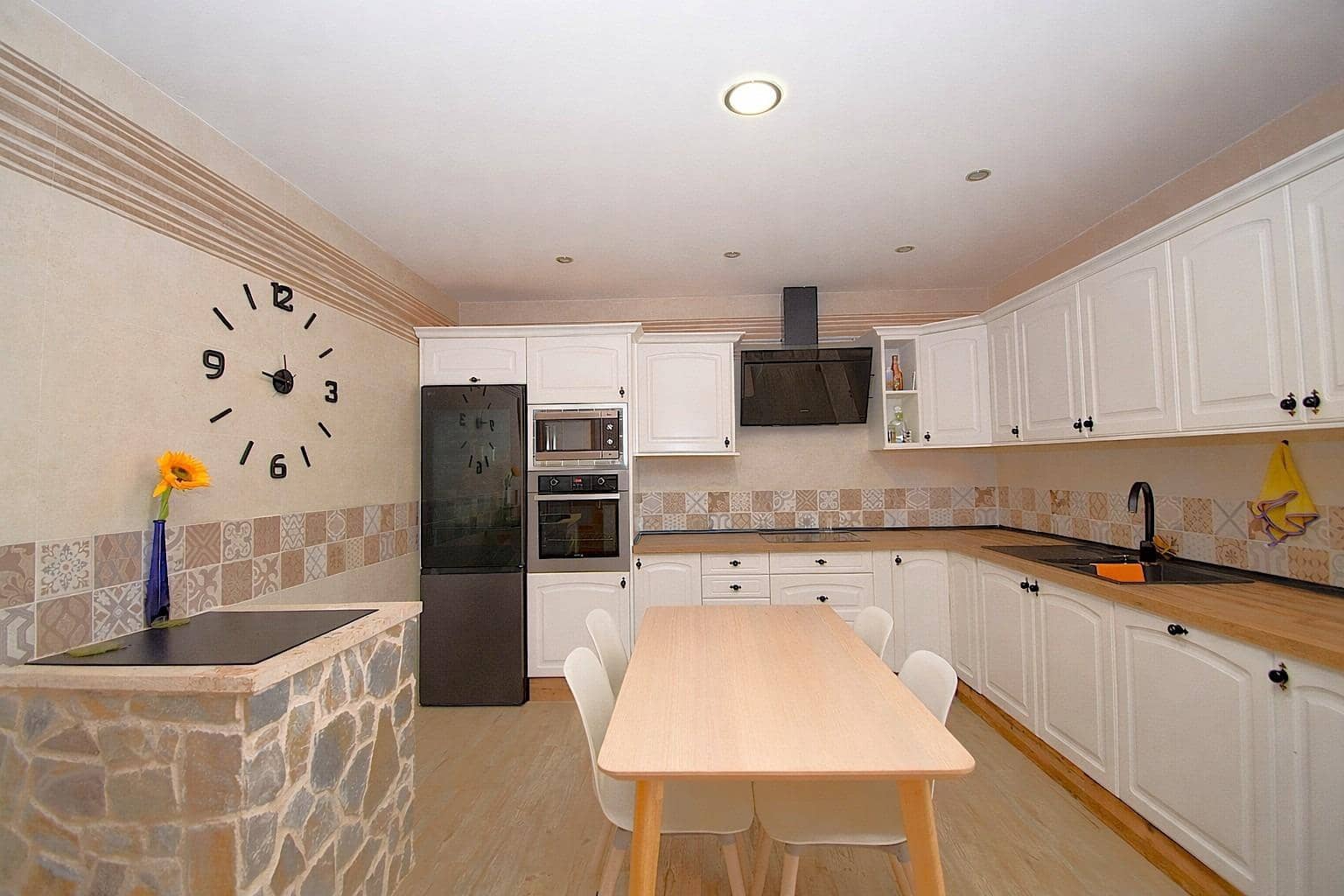 4 soveværelse Villa til salg i Muro med garage - € 595.000 (Ref: 9753398)